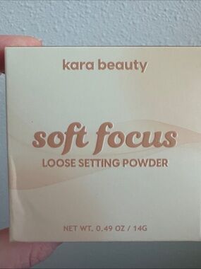 Kara Beauty Soft Focus Loose Setting Powder - Translucent Deep New and sealed